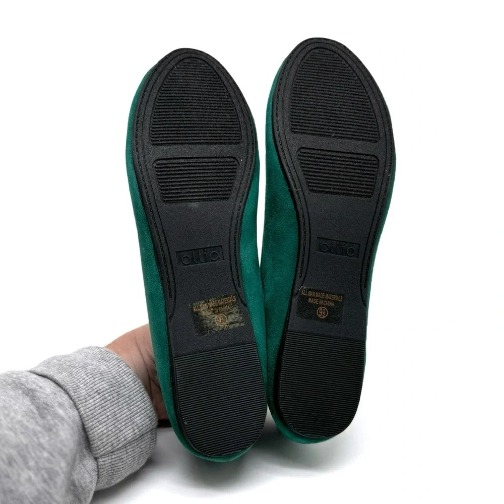 Ollio Faux Suede Ballet Flats Slip on Shoes Green Size 9 1/2